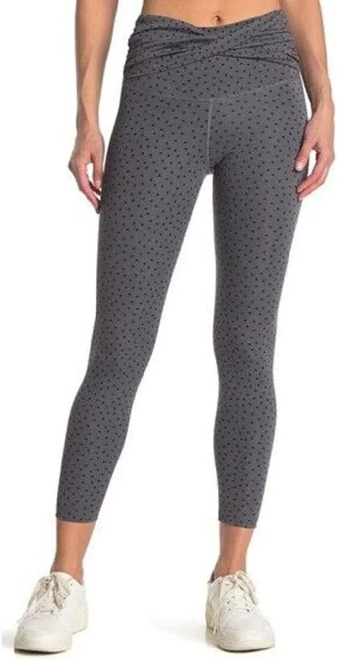 Nike Yoga Gray Polka Dot High Rise Tight Fit Twist 7/8 Leggings Size Small